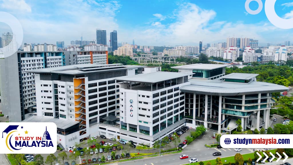 منح جامعة apu